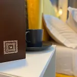 招待所 Raisi & 卡塔尼亚
