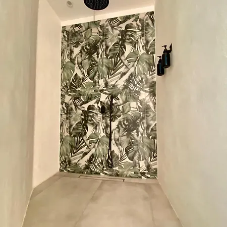Casa de hóspedes Raisi & 4*